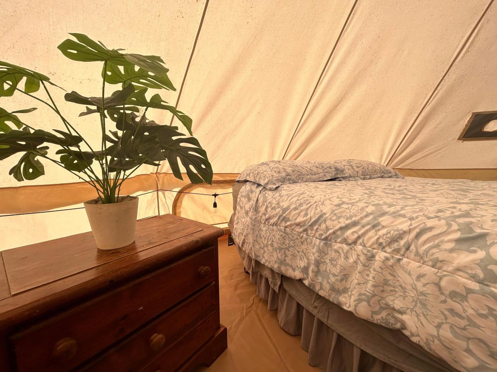 Maleka Farm: Tent Glamping North Shore Oahu Laie Extérieur photo